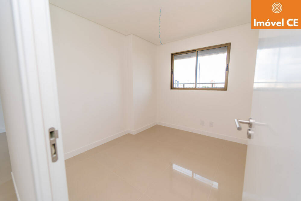 Apartamento à venda com 2 quartos, 61m² - Foto 25
