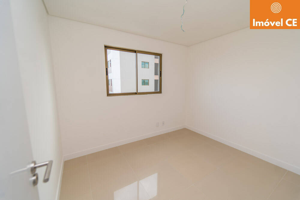 Apartamento à venda com 2 quartos, 61m² - Foto 27