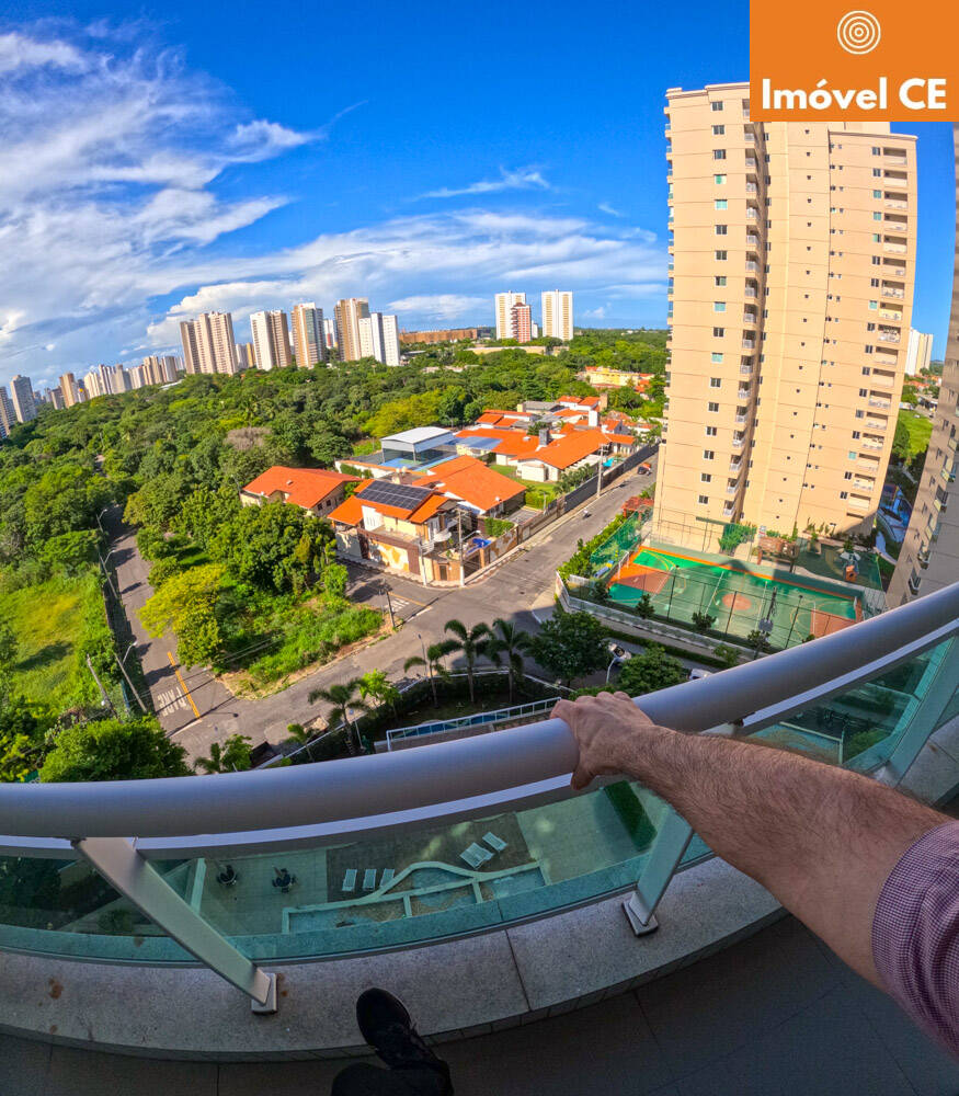 Apartamento à venda com 3 quartos, 146m² - Foto 2