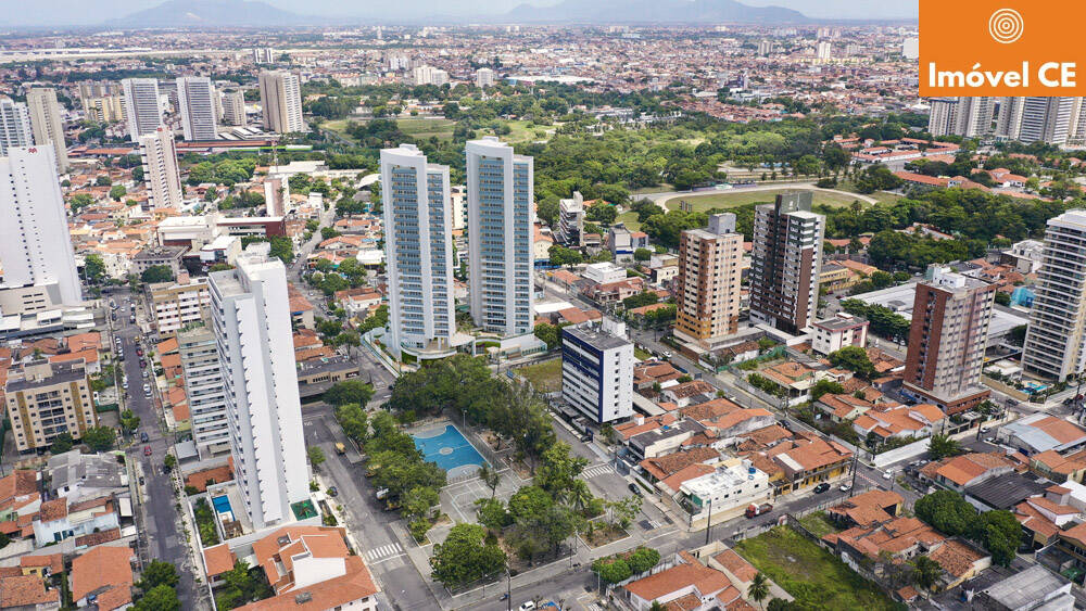 Apartamento à venda com 3 quartos, 141m² - Foto 1