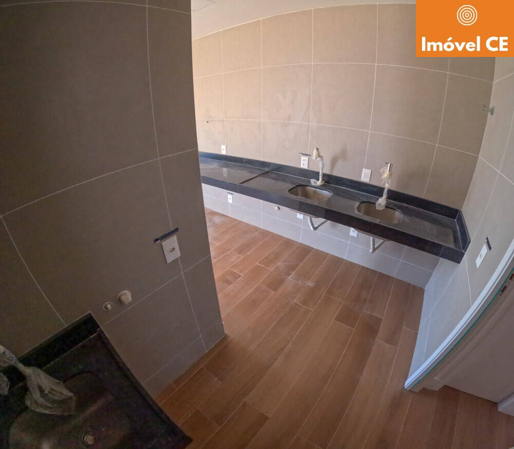 Casa à venda com 4 quartos, 251m² - Foto 7