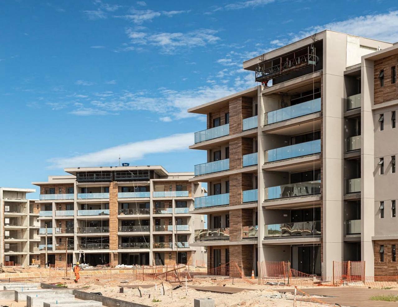 Apartamento à venda com 3 quartos, 134m² - Foto 1