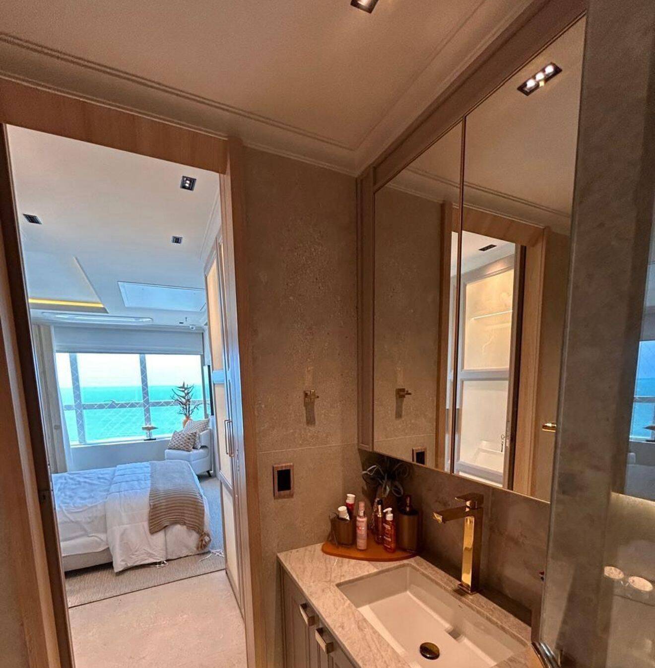 Apartamento à venda com 2 quartos, 75m² - Foto 10