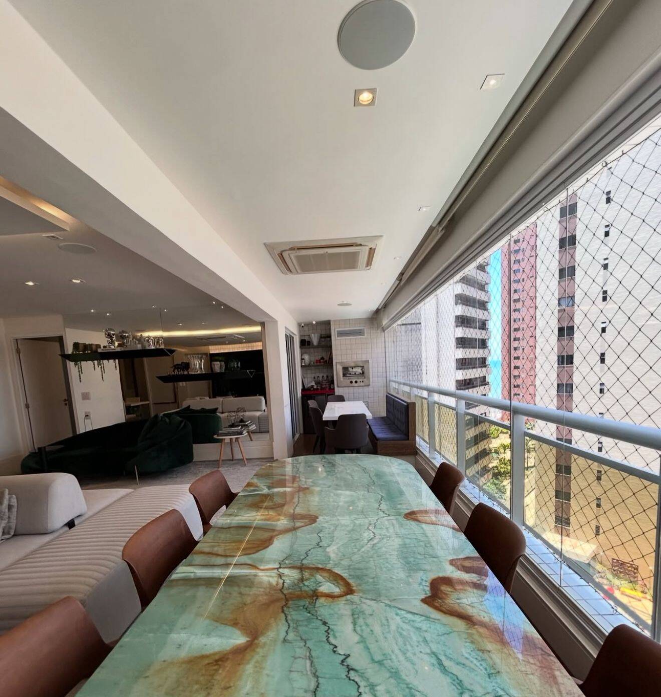 Apartamento à venda com 3 quartos, 165m² - Foto 4