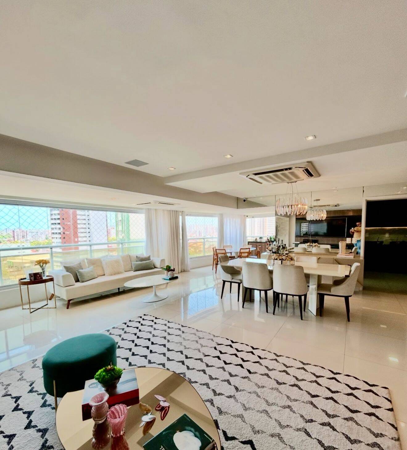 Apartamento, 3 quartos, 213 m² - Foto 4