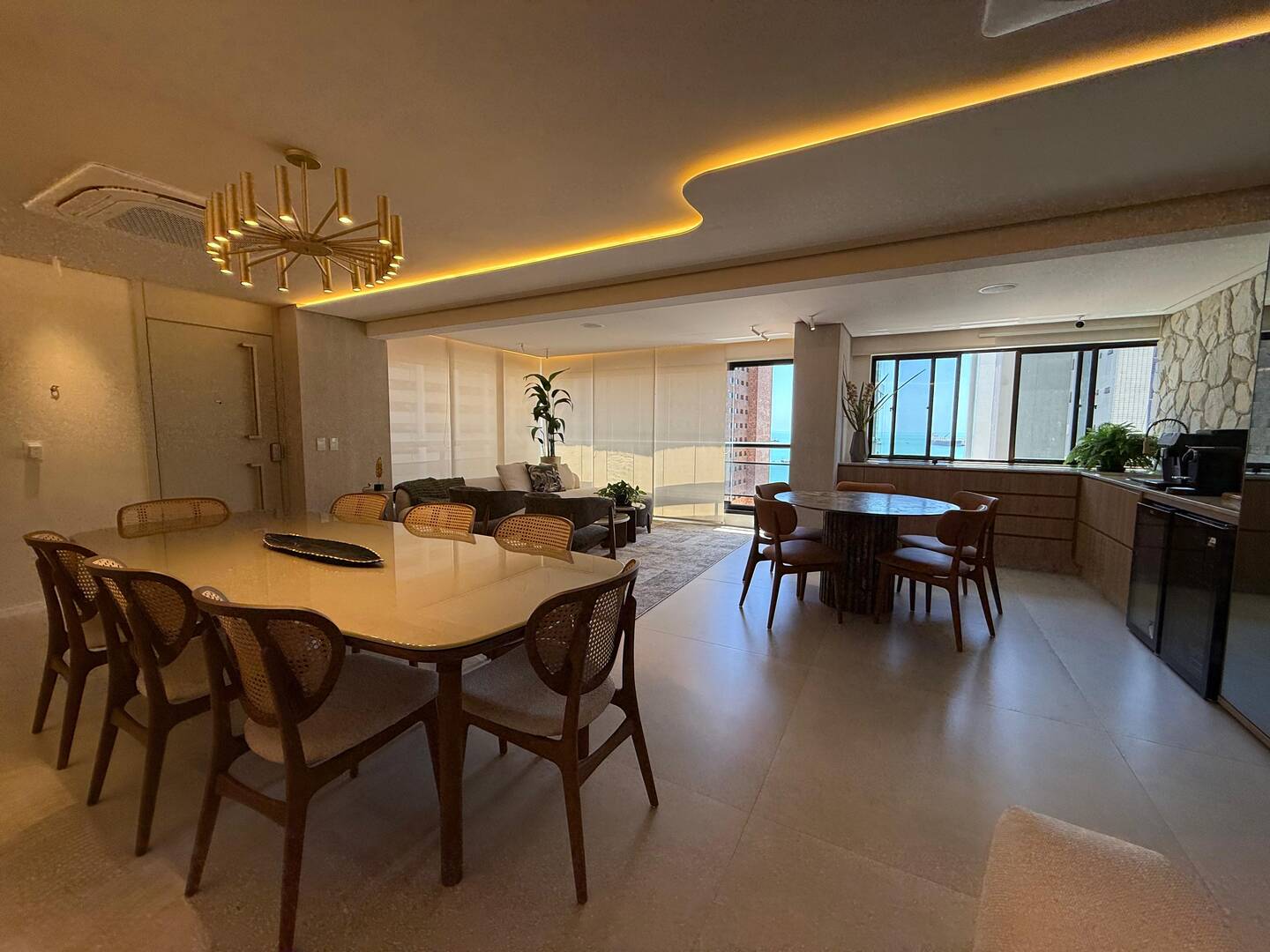 Apartamento à venda com 4 quartos, 186m² - Foto 10