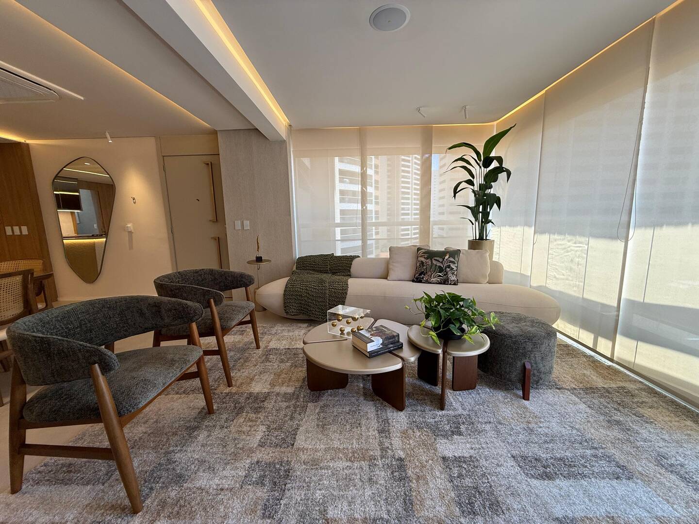 Apartamento à venda com 4 quartos, 186m² - Foto 14