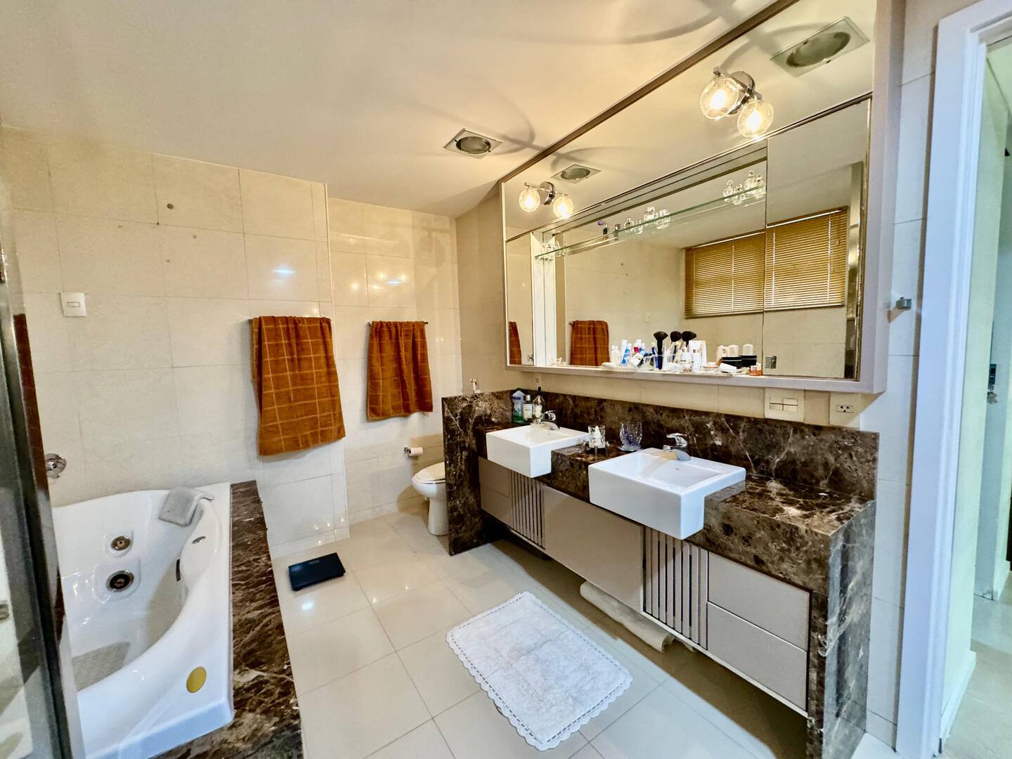 Apartamento à venda com 4 quartos, 328m² - Foto 12