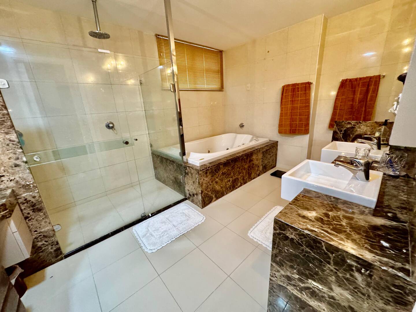 Apartamento à venda com 4 quartos, 328m² - Foto 14