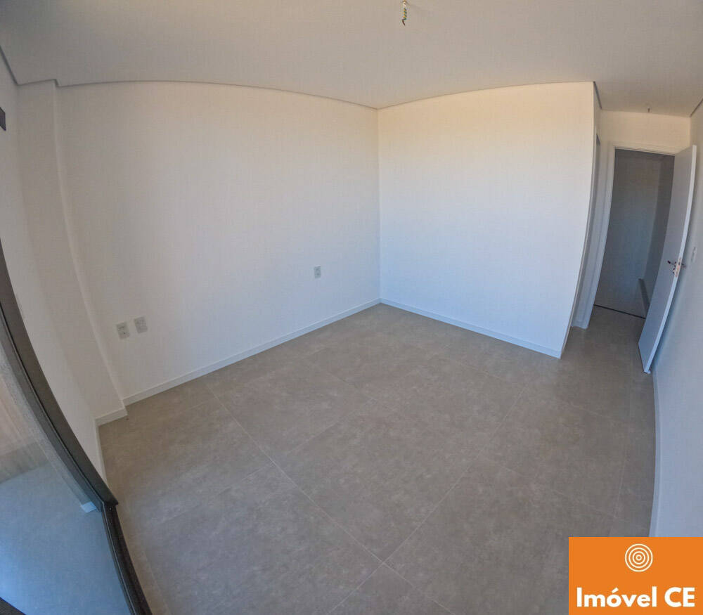 Casa à venda com 4 quartos, 126m² - Foto 3