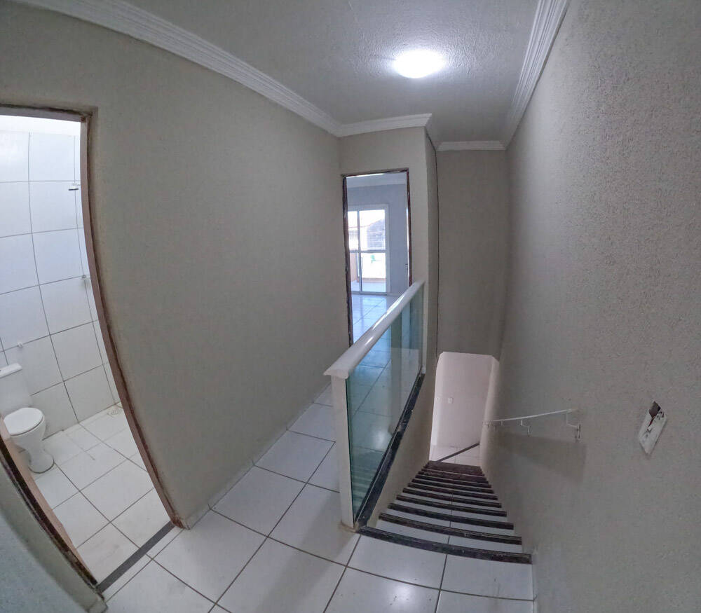 Casa à venda com 4 quartos, 90m² - Foto 12