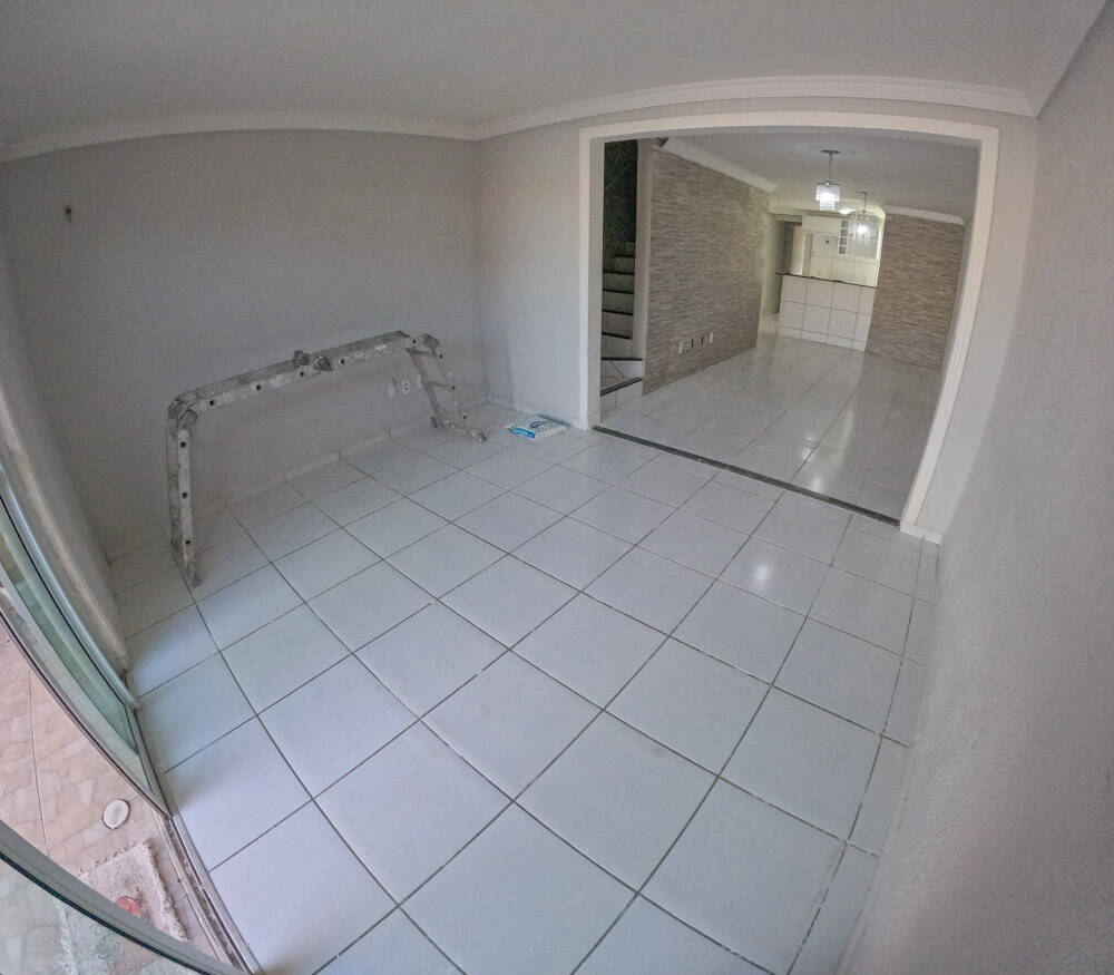 Casa à venda com 4 quartos, 90m² - Foto 14