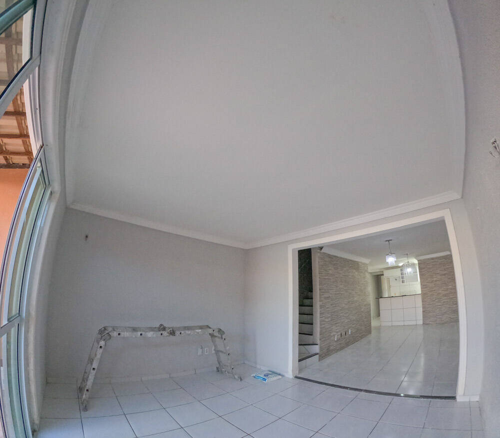 Casa à venda com 4 quartos, 90m² - Foto 15