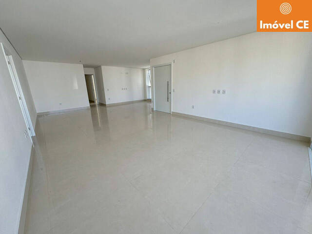 Apartamento para Venda em Fortaleza - 3