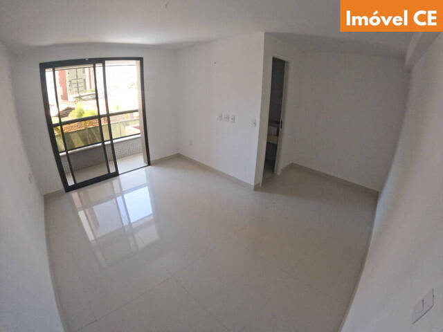 Apartamento para Venda em Fortaleza - 3
