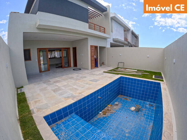 #177 - Casa para Venda em Cruz - CE - 1