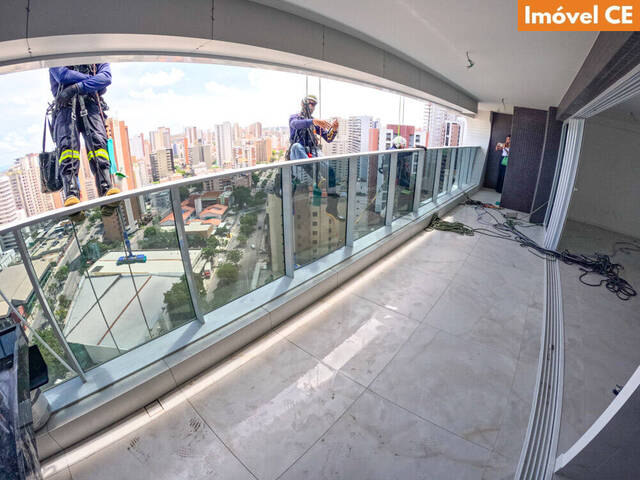 Apartamento para Venda em Fortaleza - 4