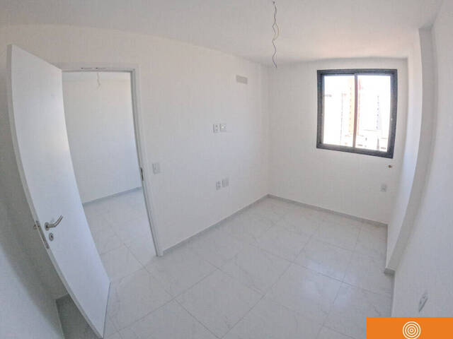 Apartamento para Venda em Fortaleza - 5