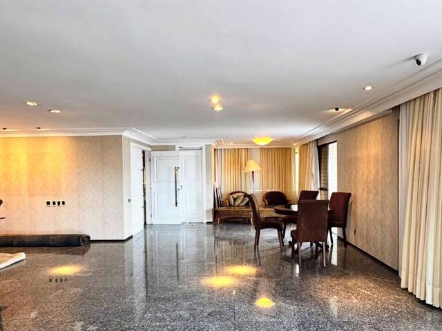 Apartamento para Venda em Fortaleza - 5